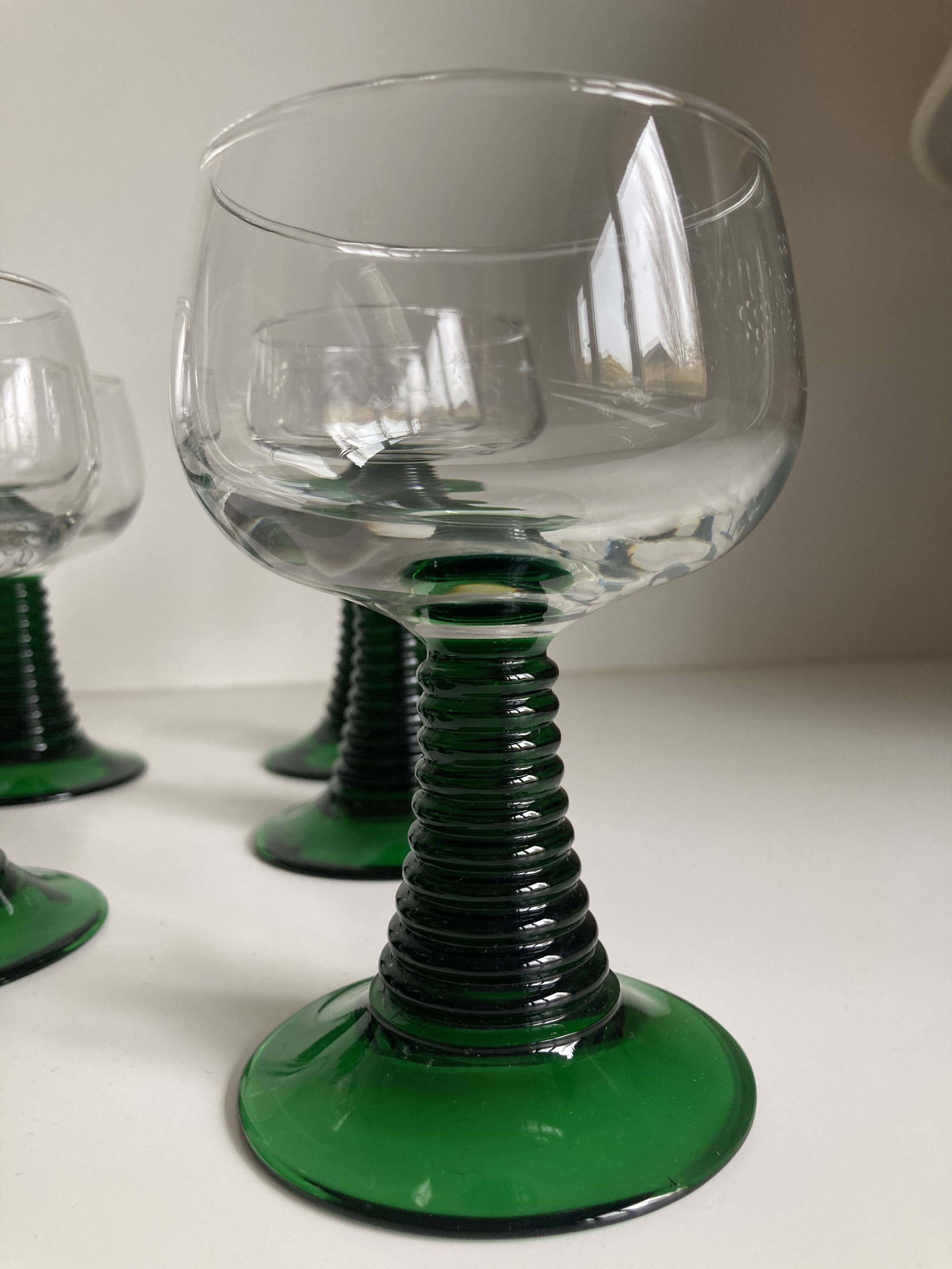 6 Vintage Green Wavy Stemmed Glasses