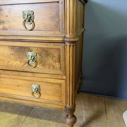 Commode d'époque Louis XVI en Noyer Blond