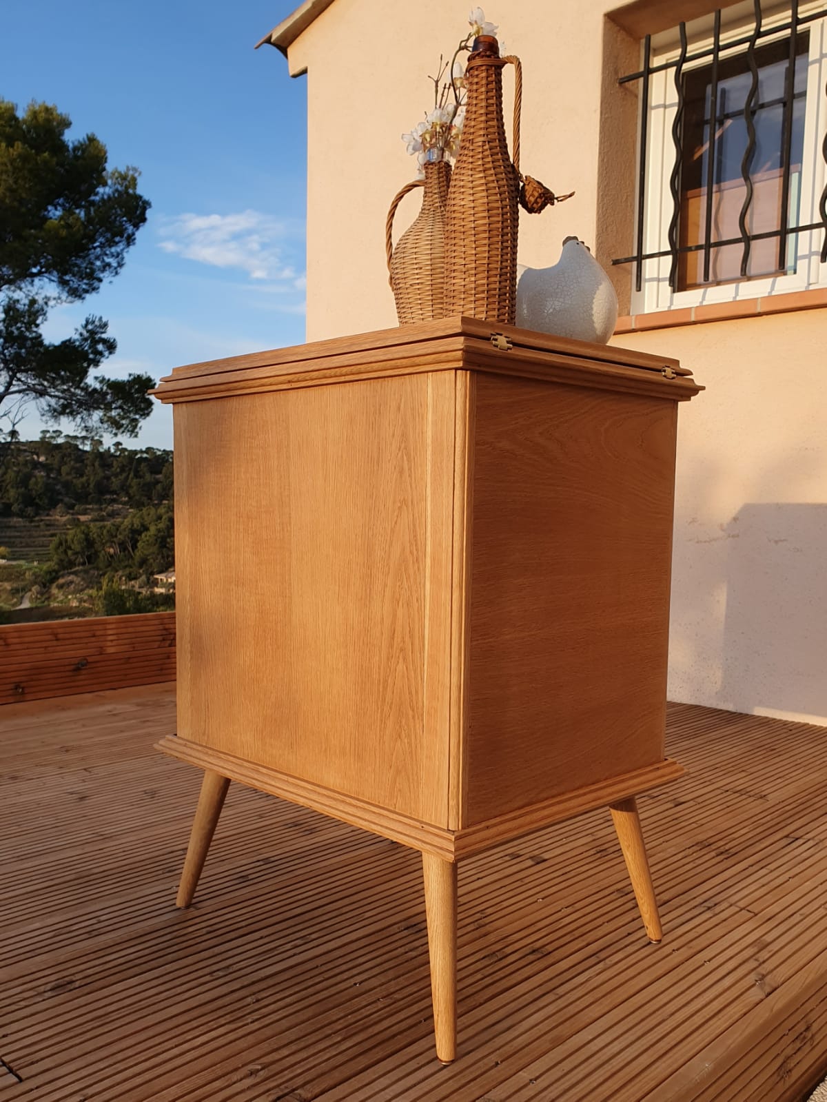 Vintage sideboard with compass feet