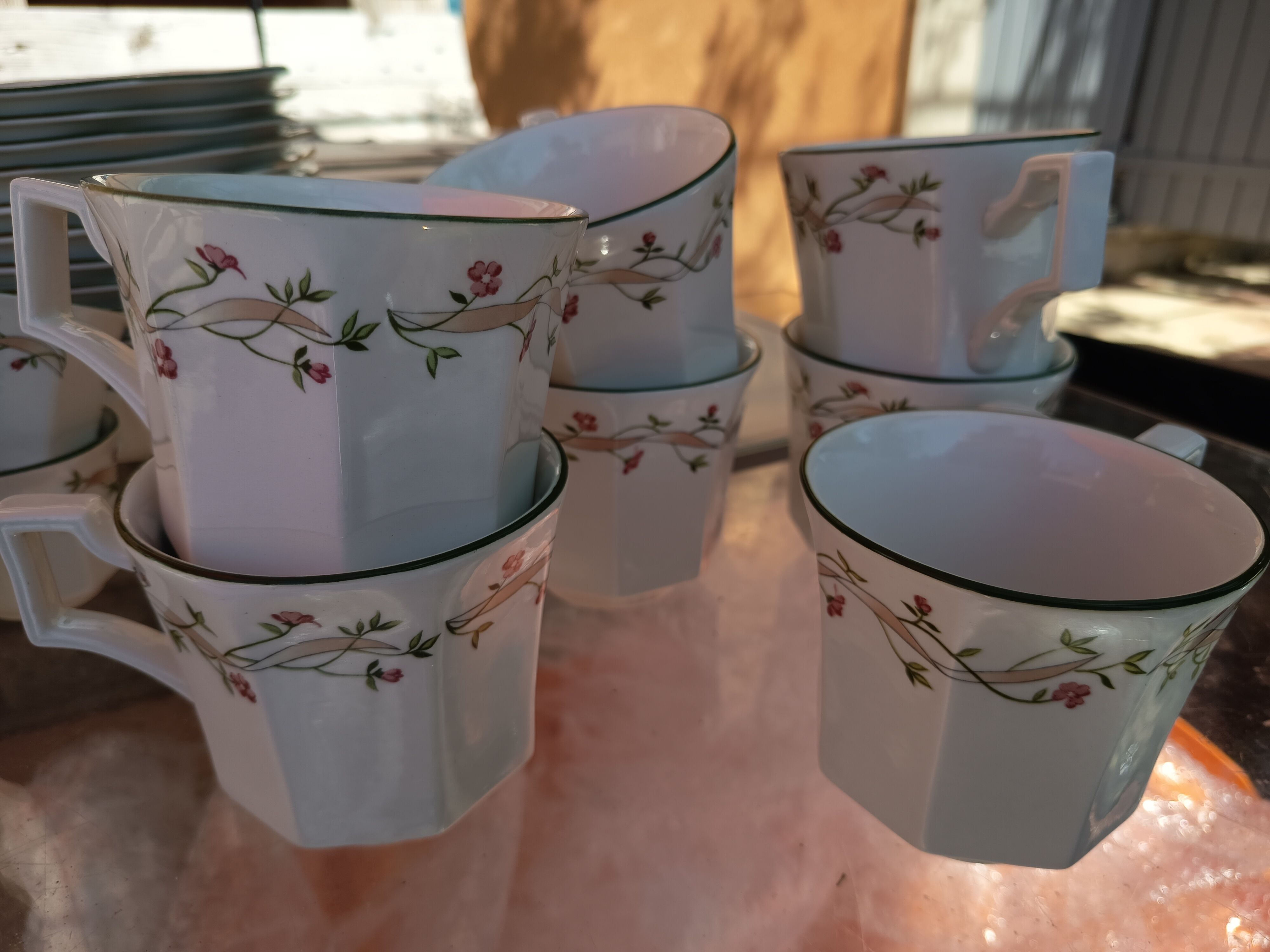 Lot de 7 tasses à thé