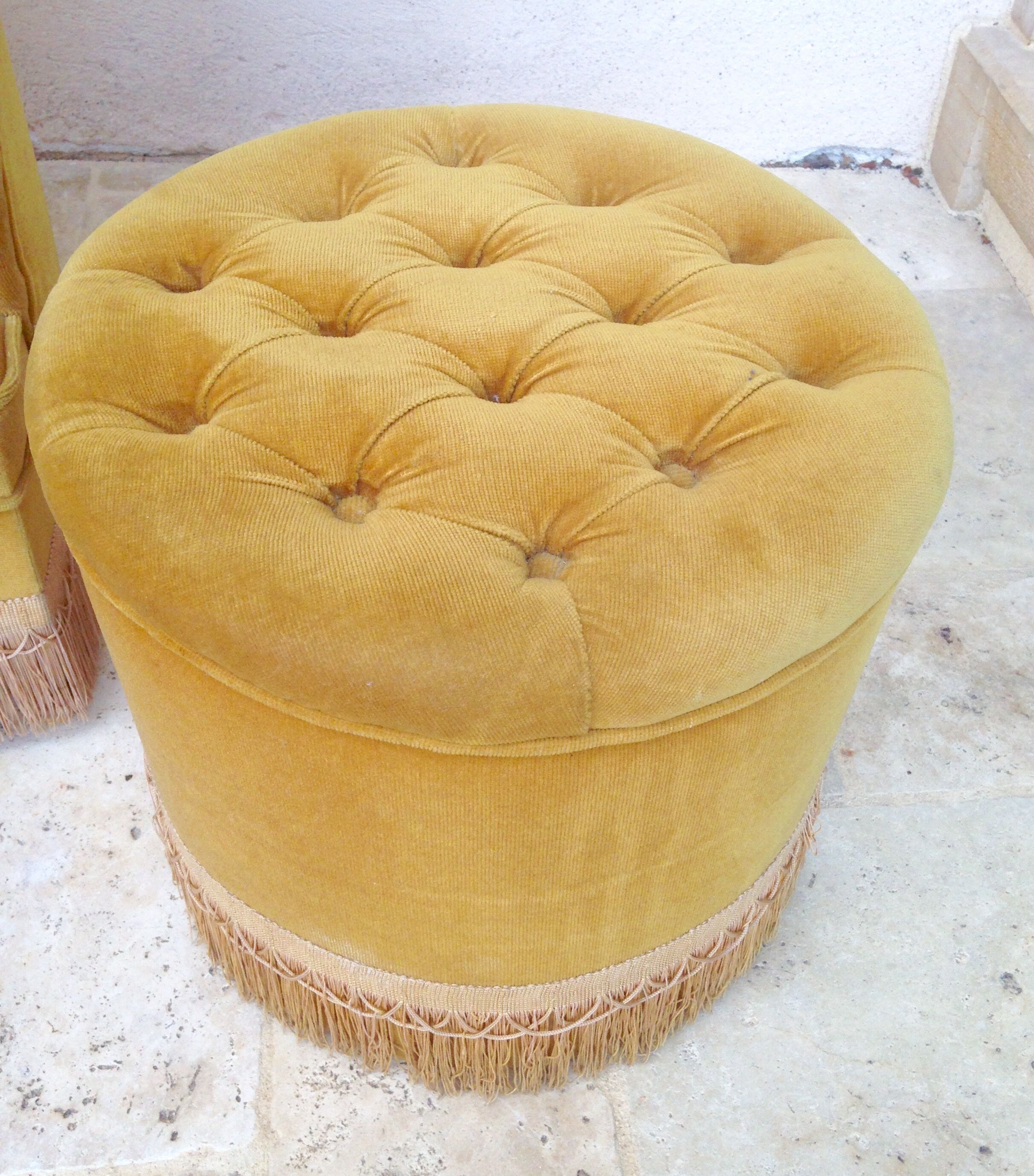 Armchair toad and his ottoman velvet mustard years 60