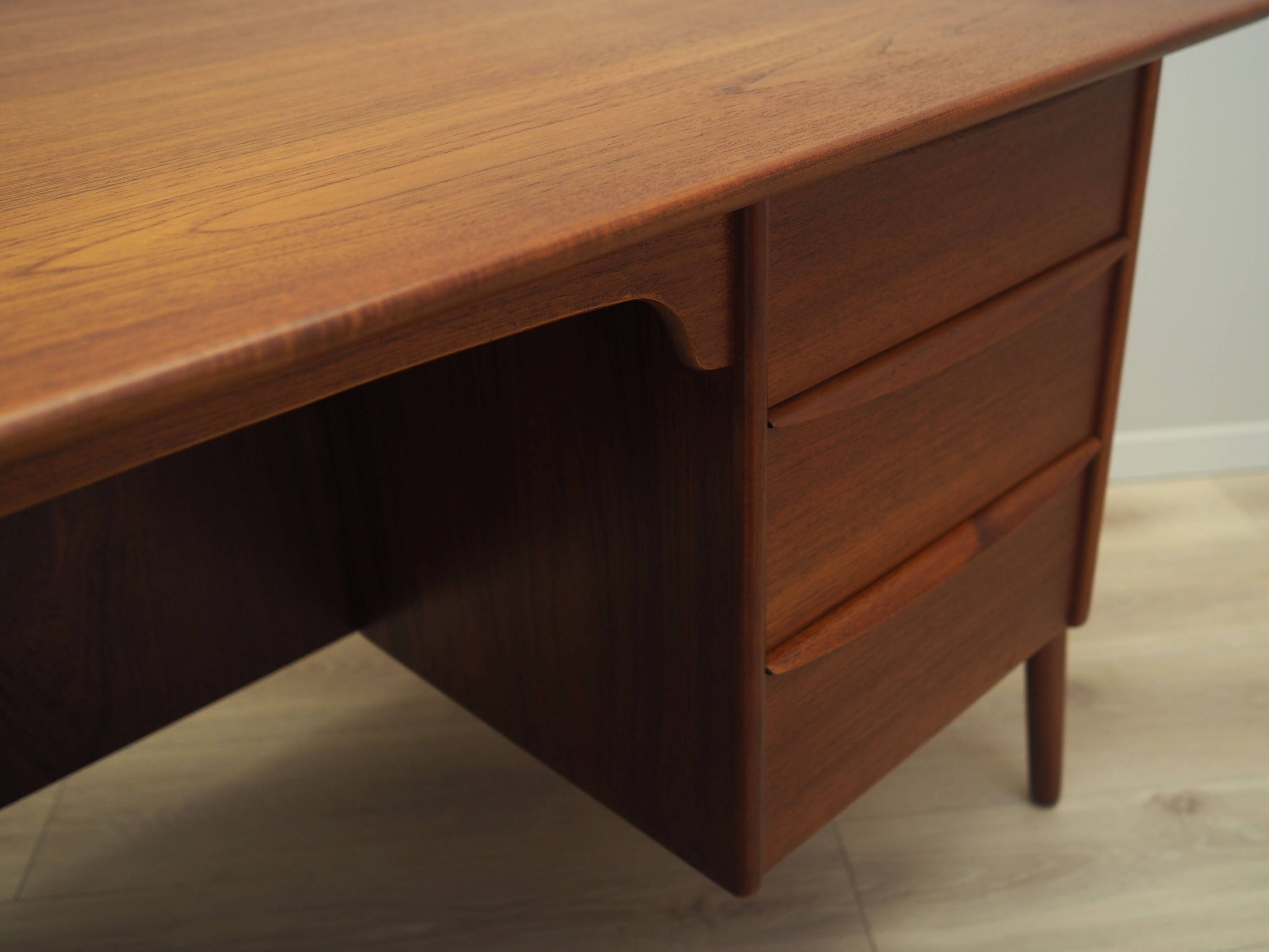Teak desk, Danish design, 1960s, designer: Svend Age Madsen