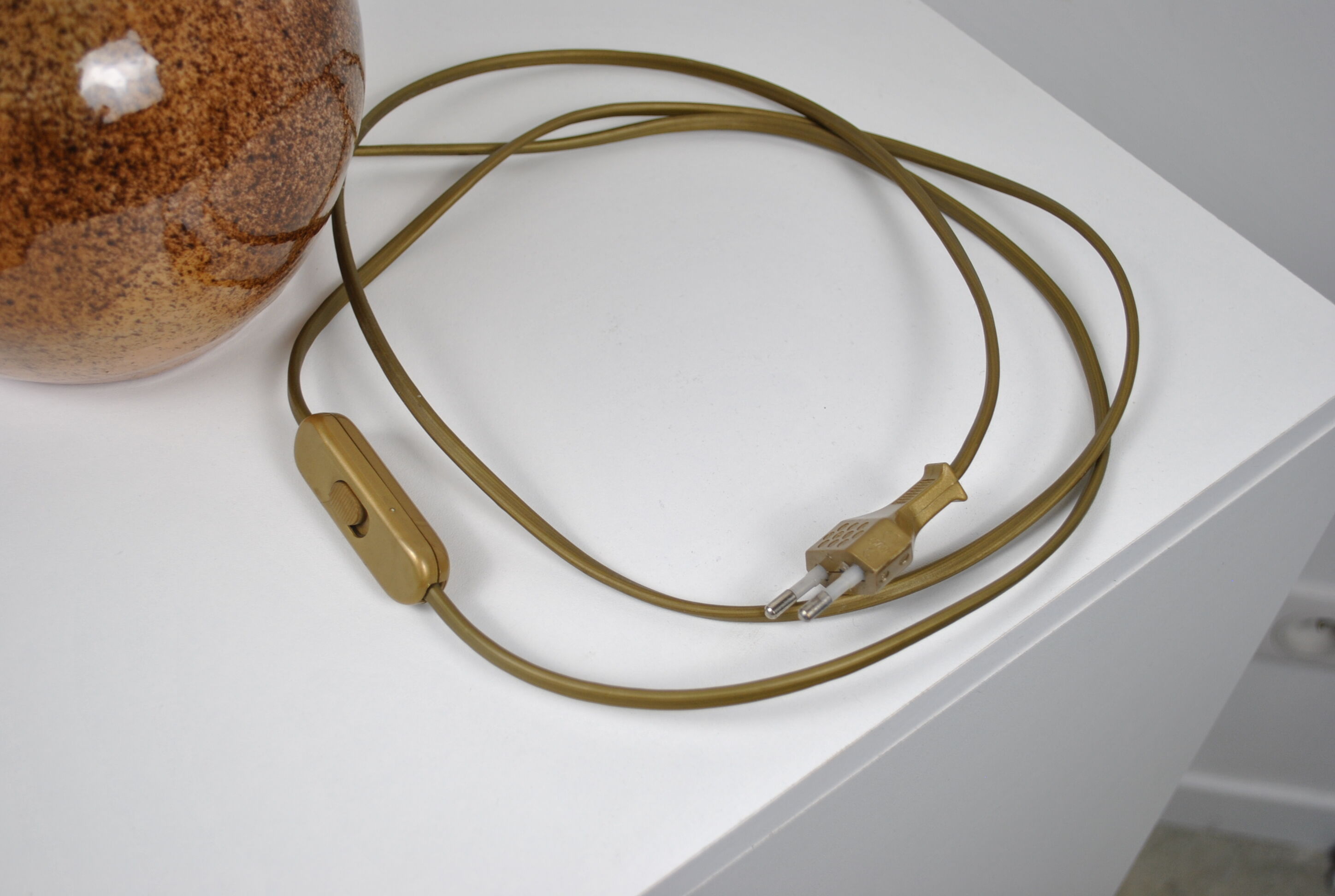 Ceramic lamp by Francis Dumelié 1970