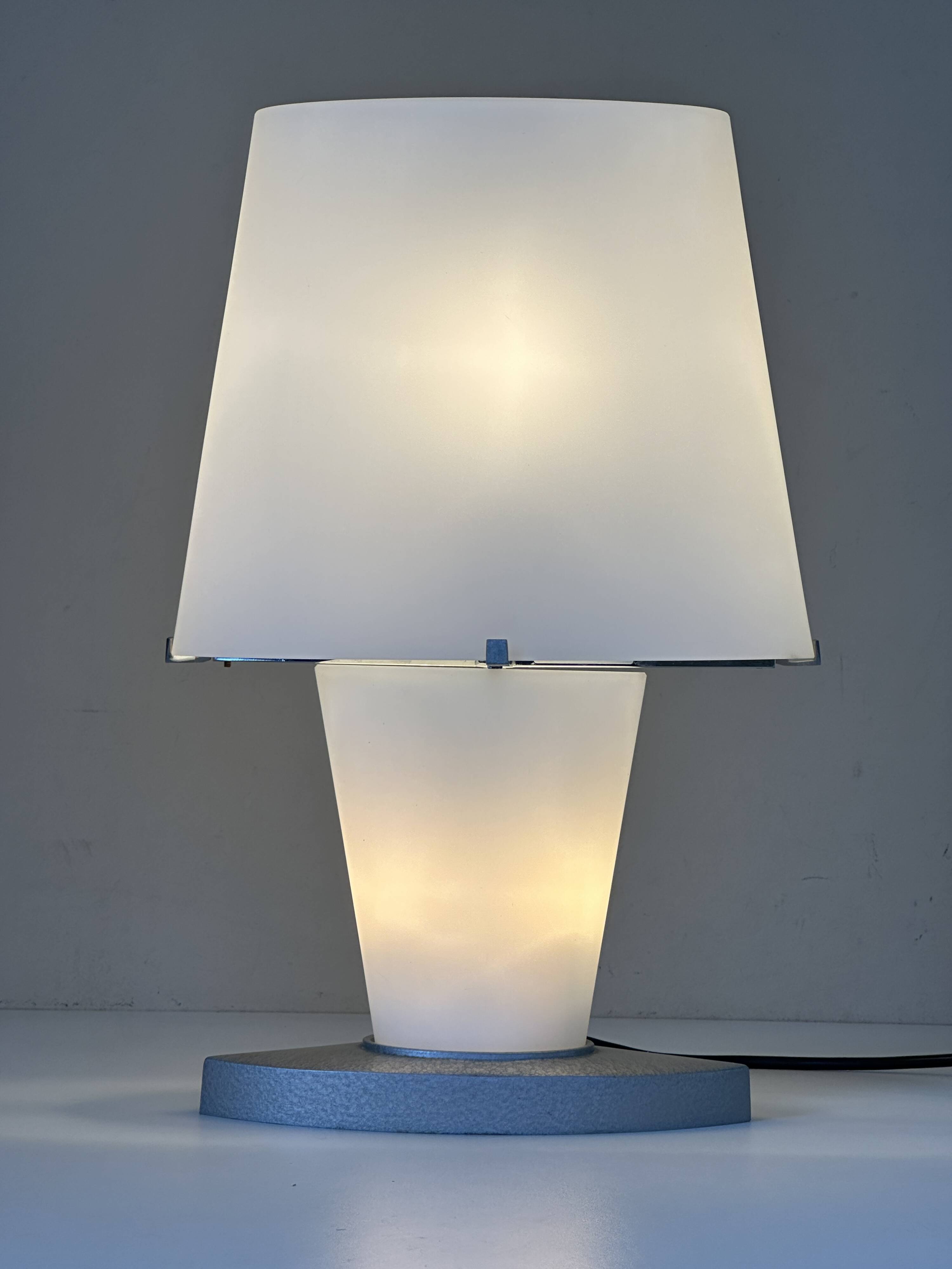 Fontana Arte lamp design Daniella Luppa 90s