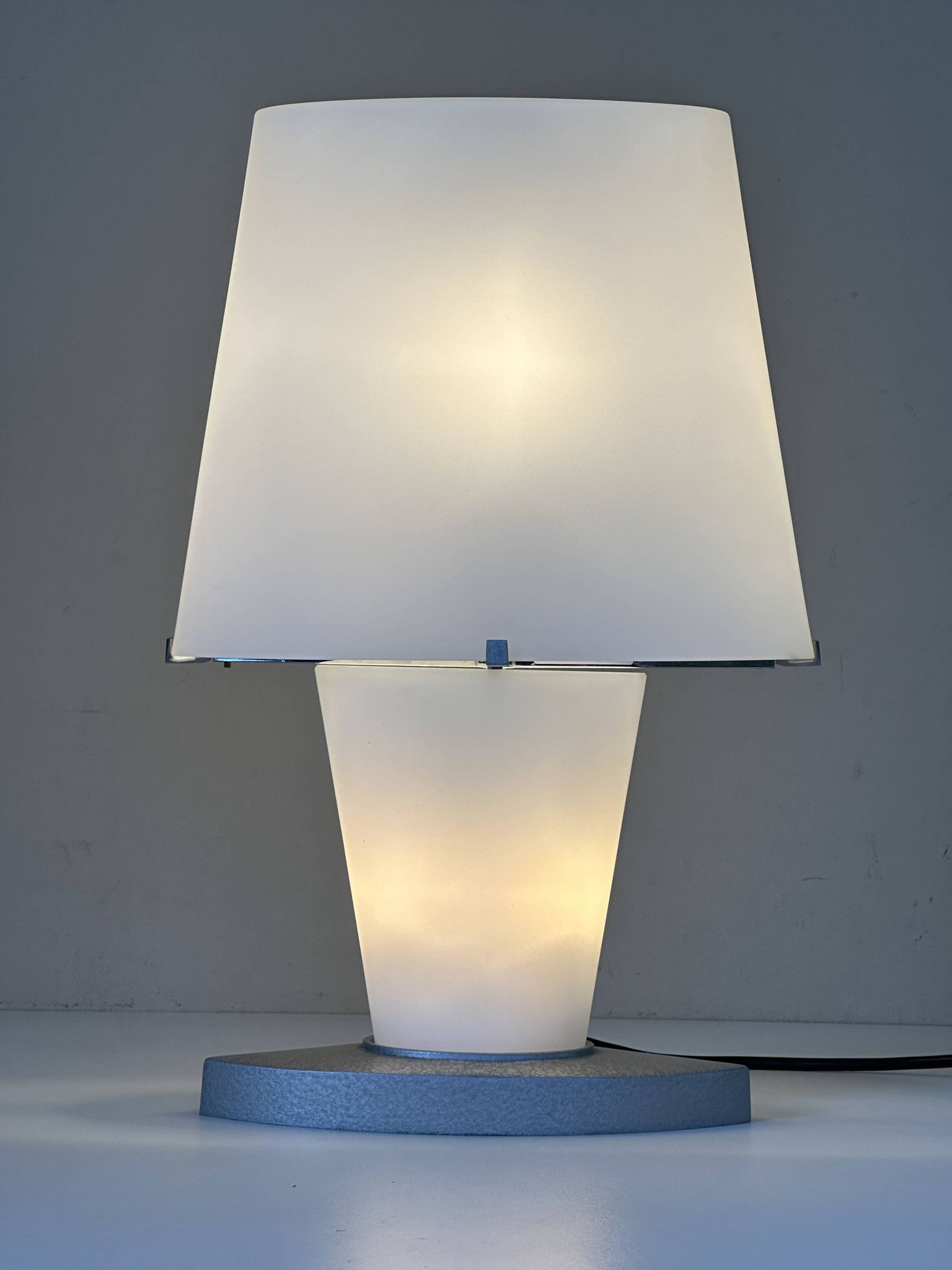 Fontana Arte lamp design Daniella Luppa 90s