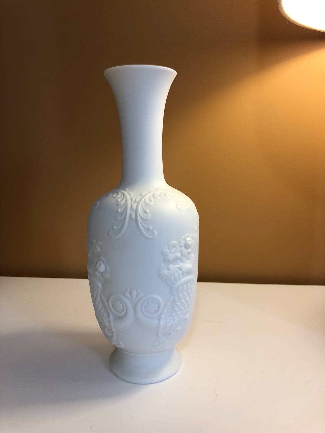 Vintage biscuit porcelain vase Kaiser West Germany