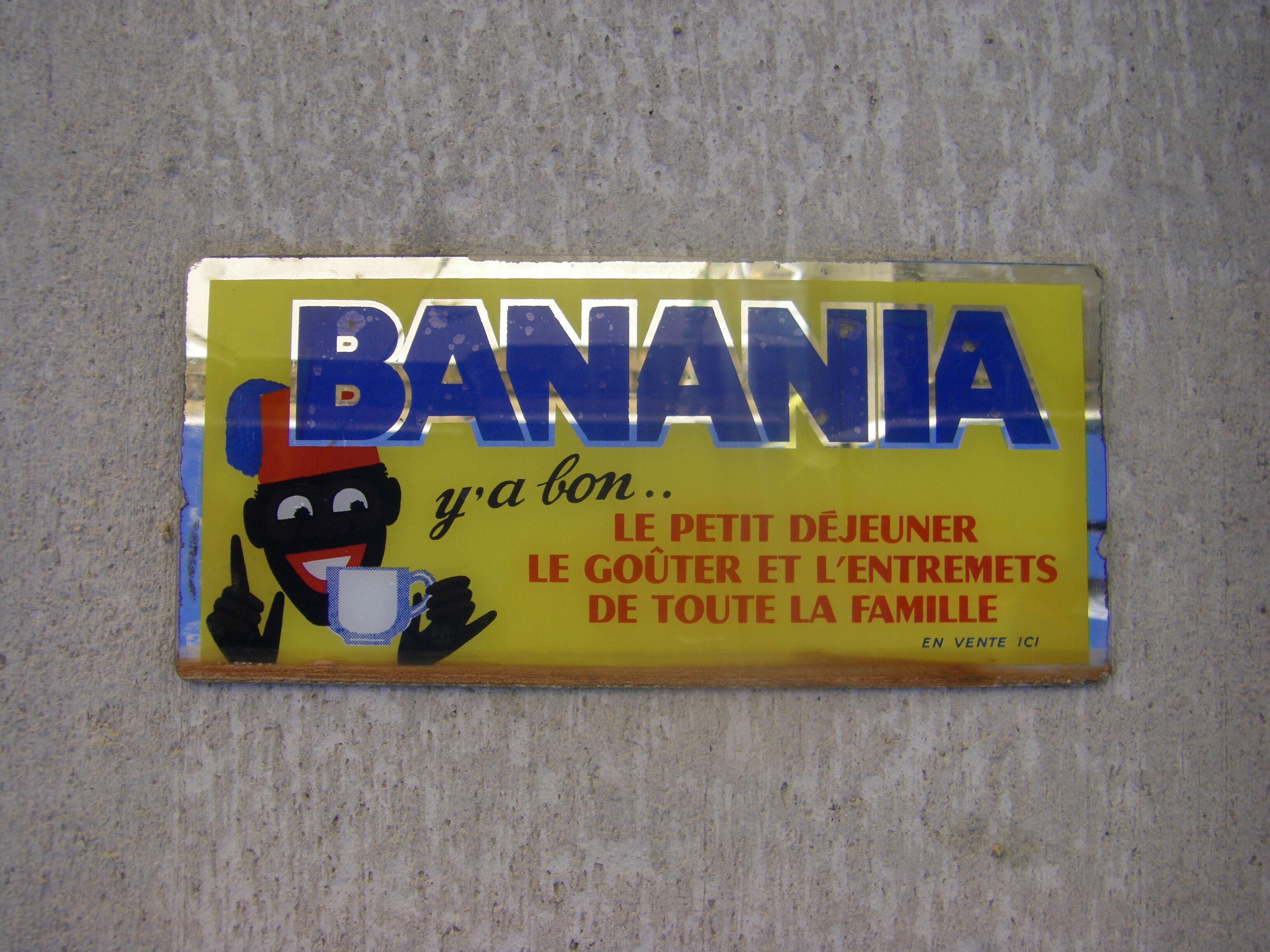 Advertising glass plate