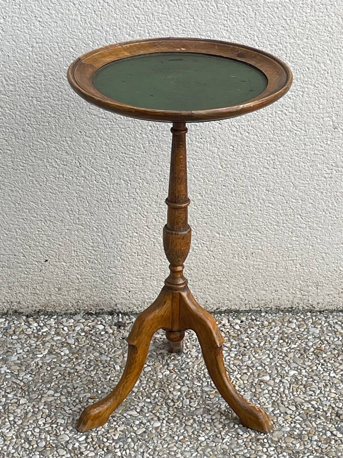Vintage tripod pedestal table