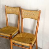 2 mulched chairs