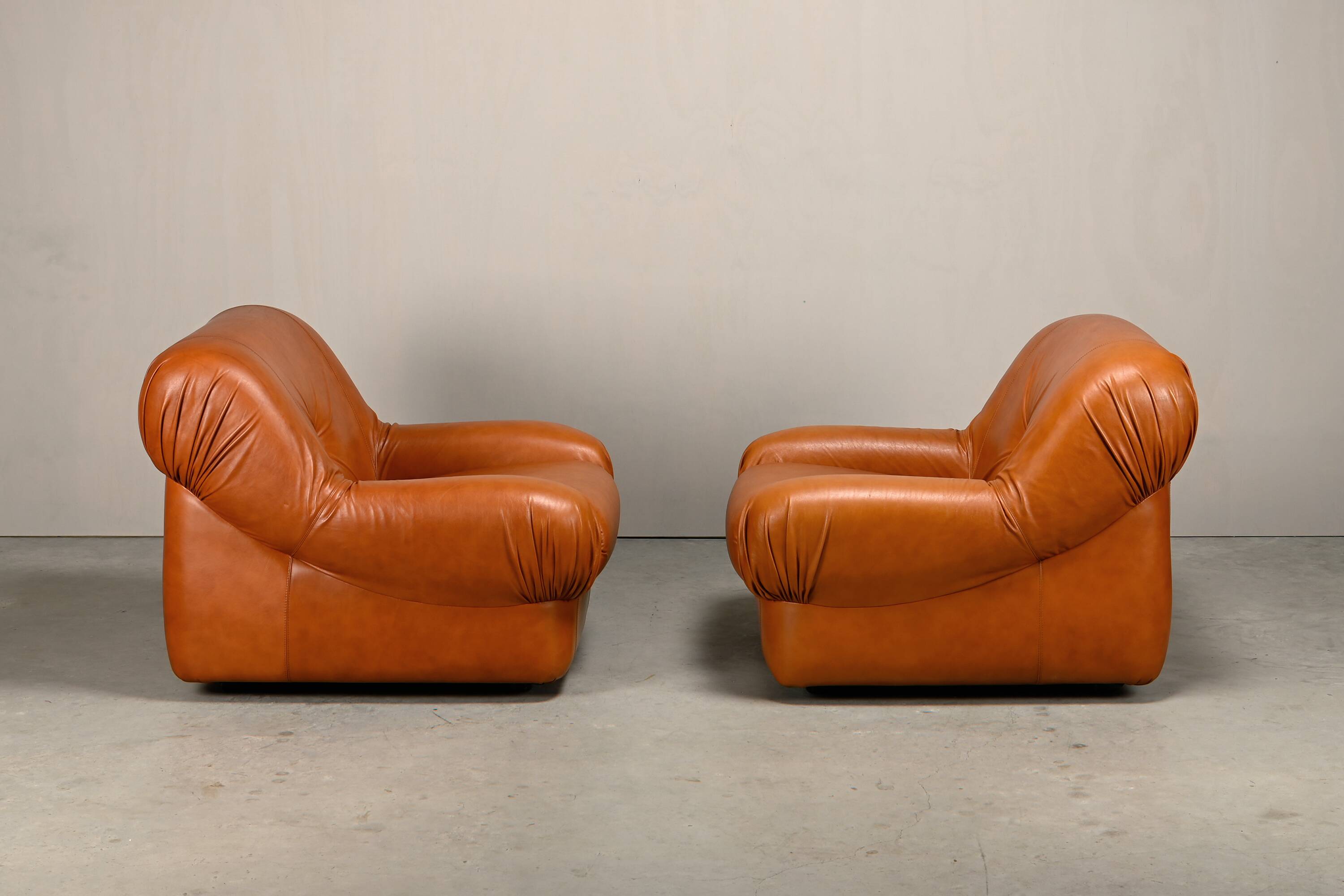 Rino Maturi Depositato Lounge Chairs in cognac leather for Mimo Padova