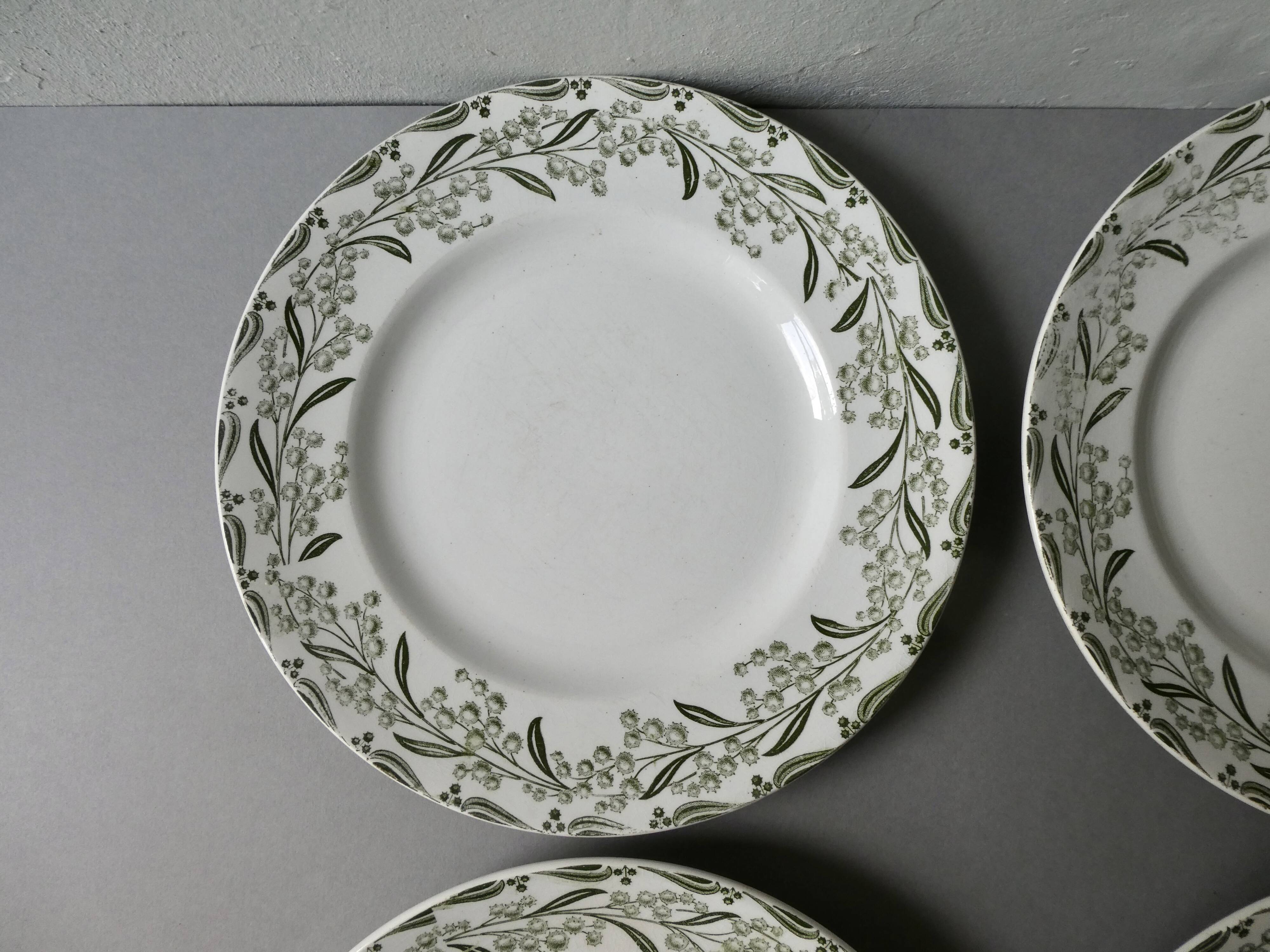 4 assiettes plates Terre de Fer Saint Amand, décor mimosas