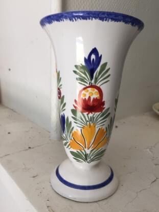 Quimper vase
