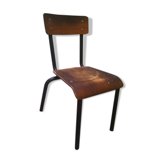 Vintage little schoolboy chair