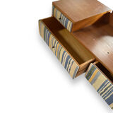 Dressing table in natural wood and fabrics