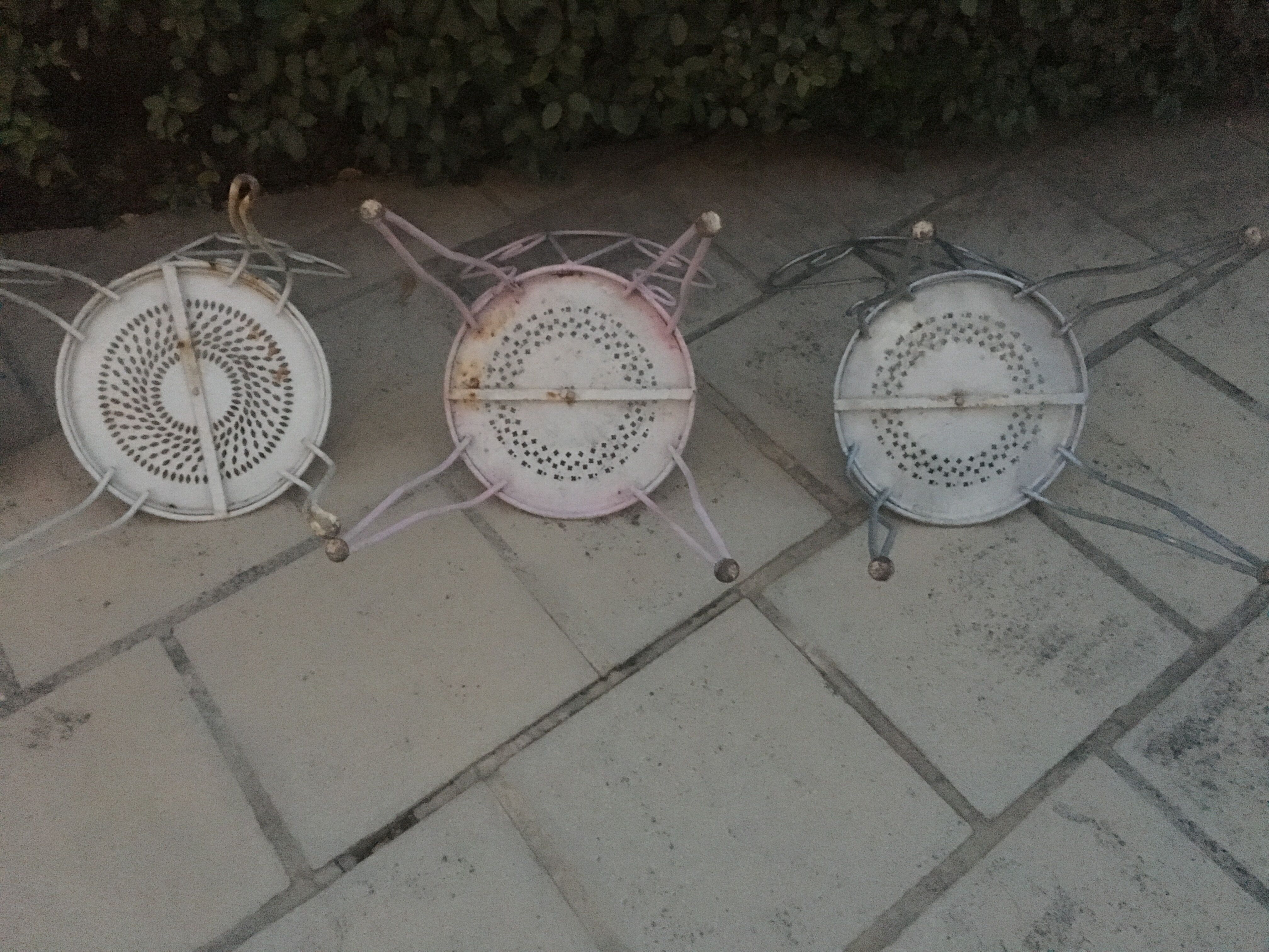 Set of 4 wrought iron garden chairs