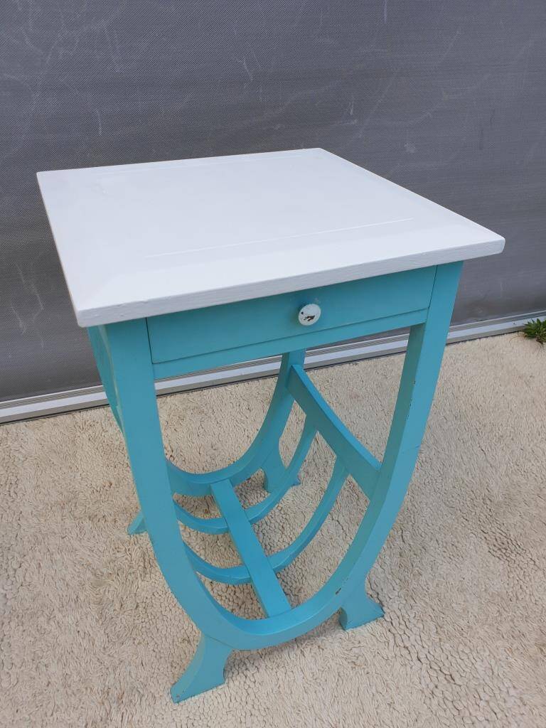 South Sea blue gondola side table