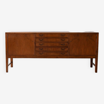 Walnut wood sideboard from the 1940s