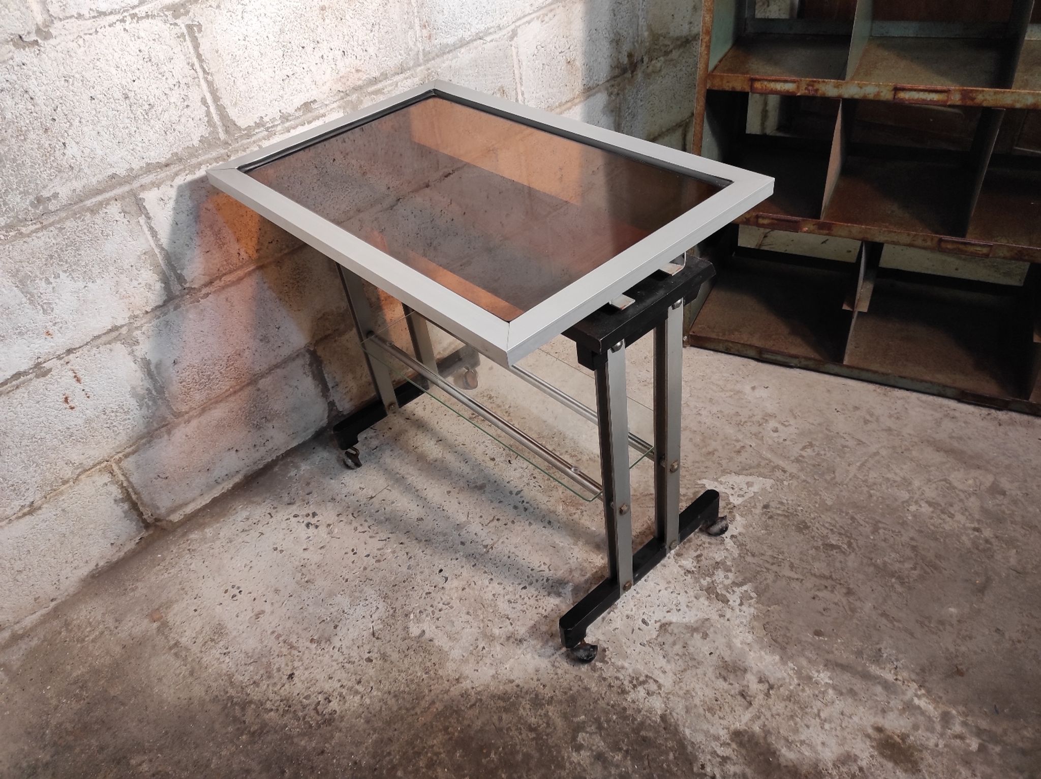 1970 glass and metal service