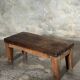 Petit banc en teck ancien rectangulaire quadripode d'Indonésie H20 L45