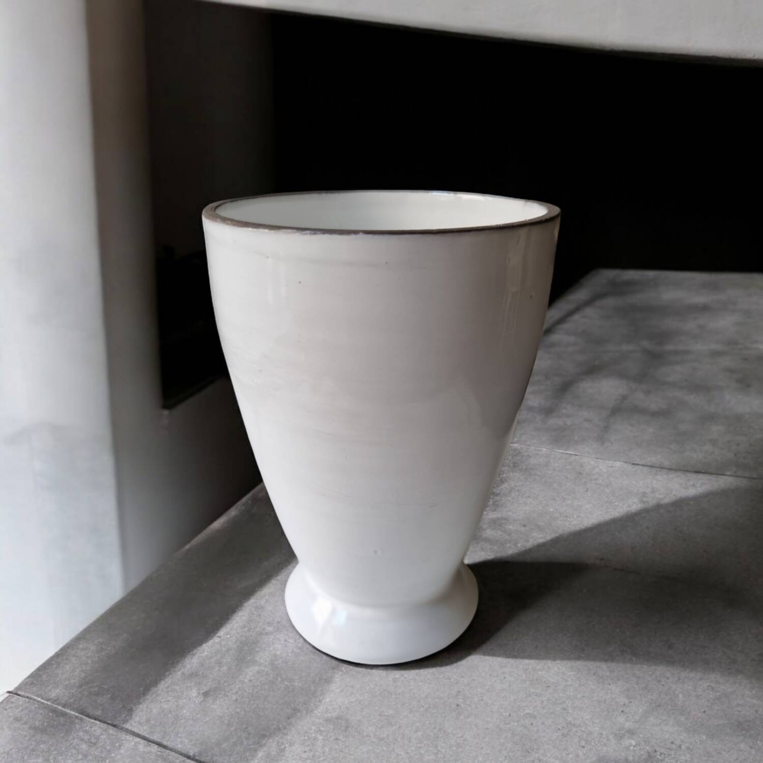 Ceramic vase