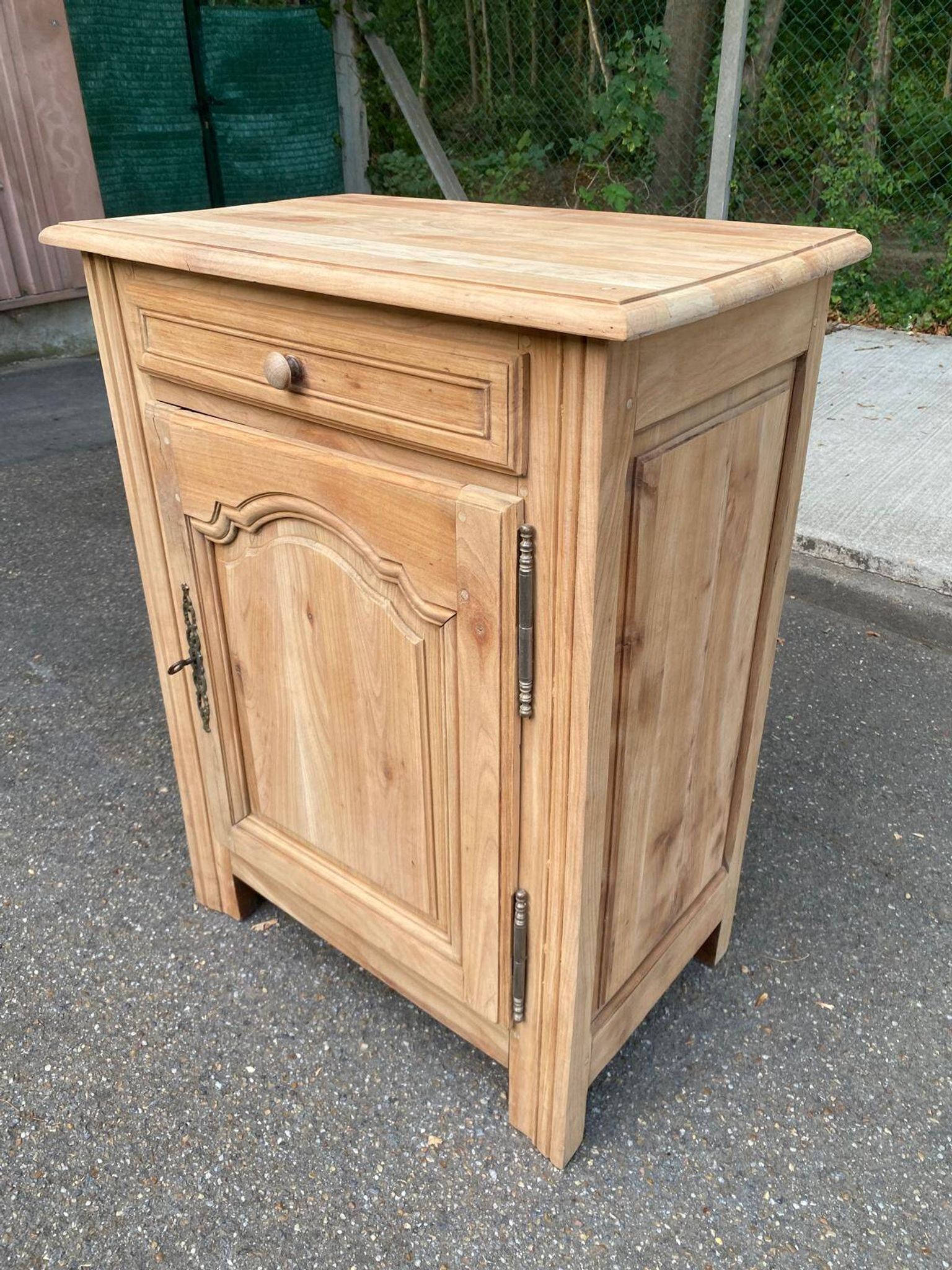 Louis-Philippe confiturier buffet from the 19th century, renovated in raw solid cherry wood.