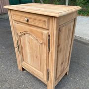 Louis-Philippe confiturier buffet from the 19th century, renovated in raw solid cherry wood.
