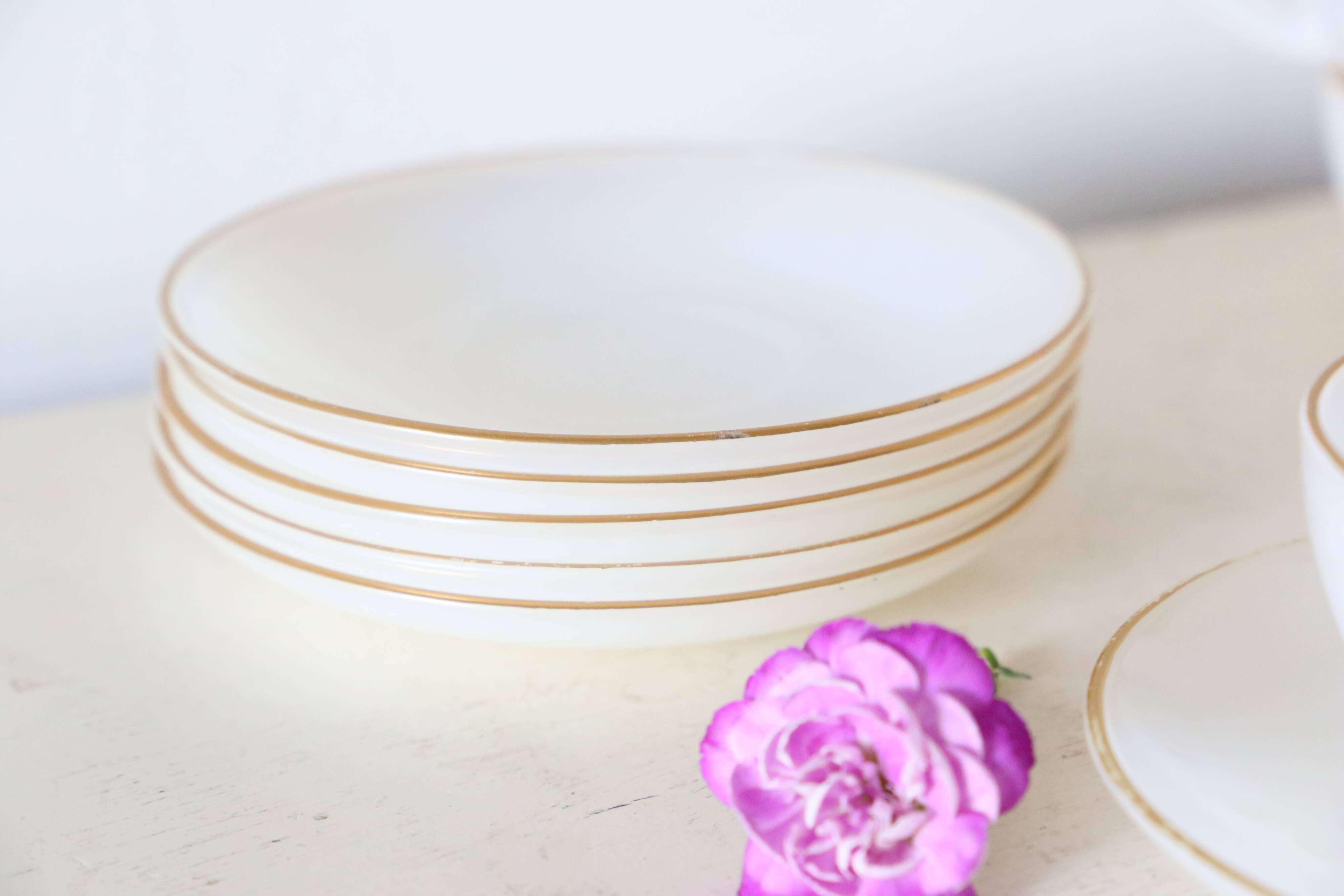 Set of 6 cups and under cups Arcopal harlequin range, white and gold, made in France