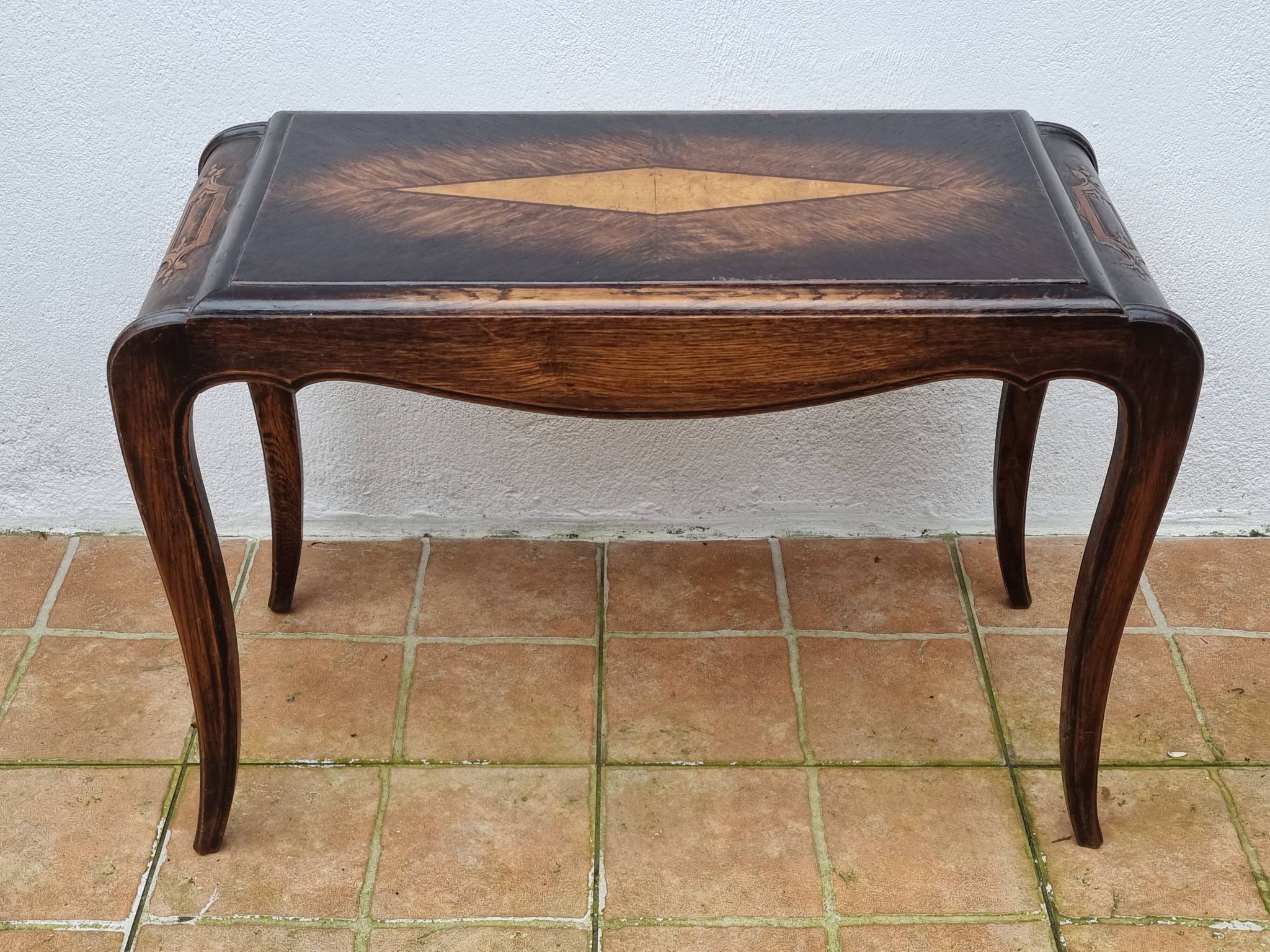 Vintage coffee table in marquetry wood, Louis XV style, 70 x 34 x 52 cm