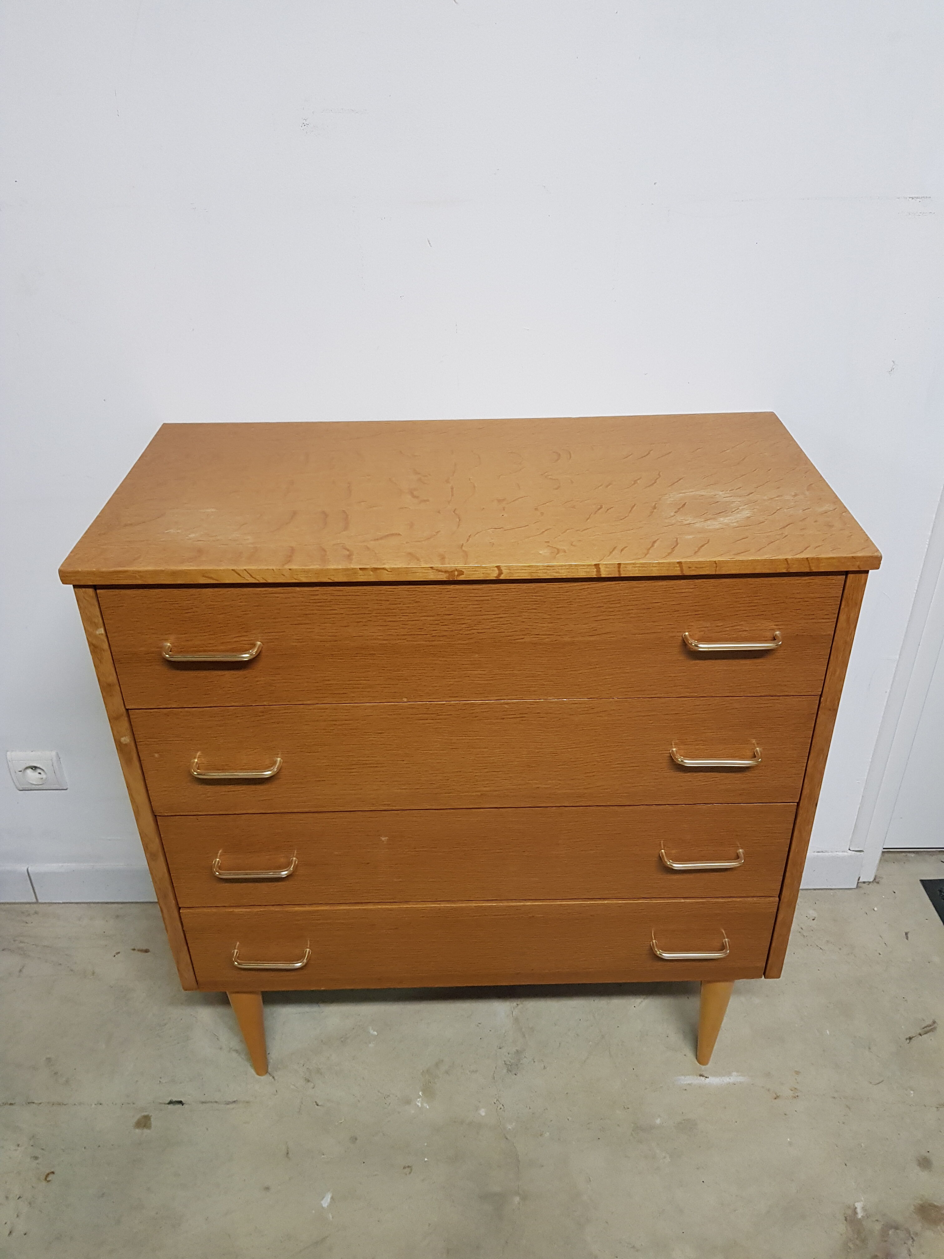 Vintage chest of drawers