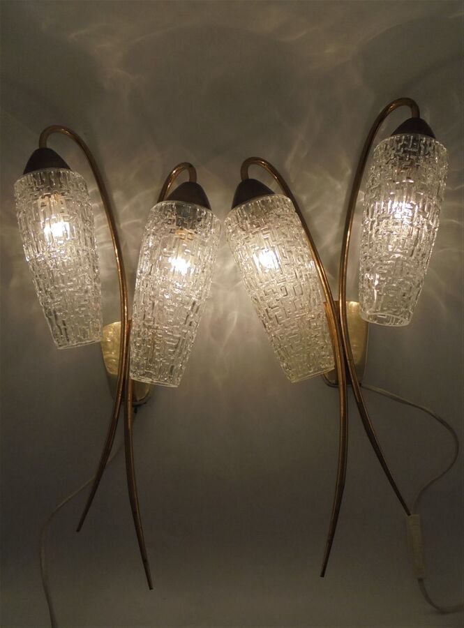 Pair of wall sconces