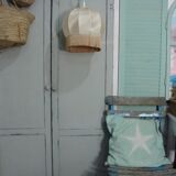 Vintage pendant lamp.