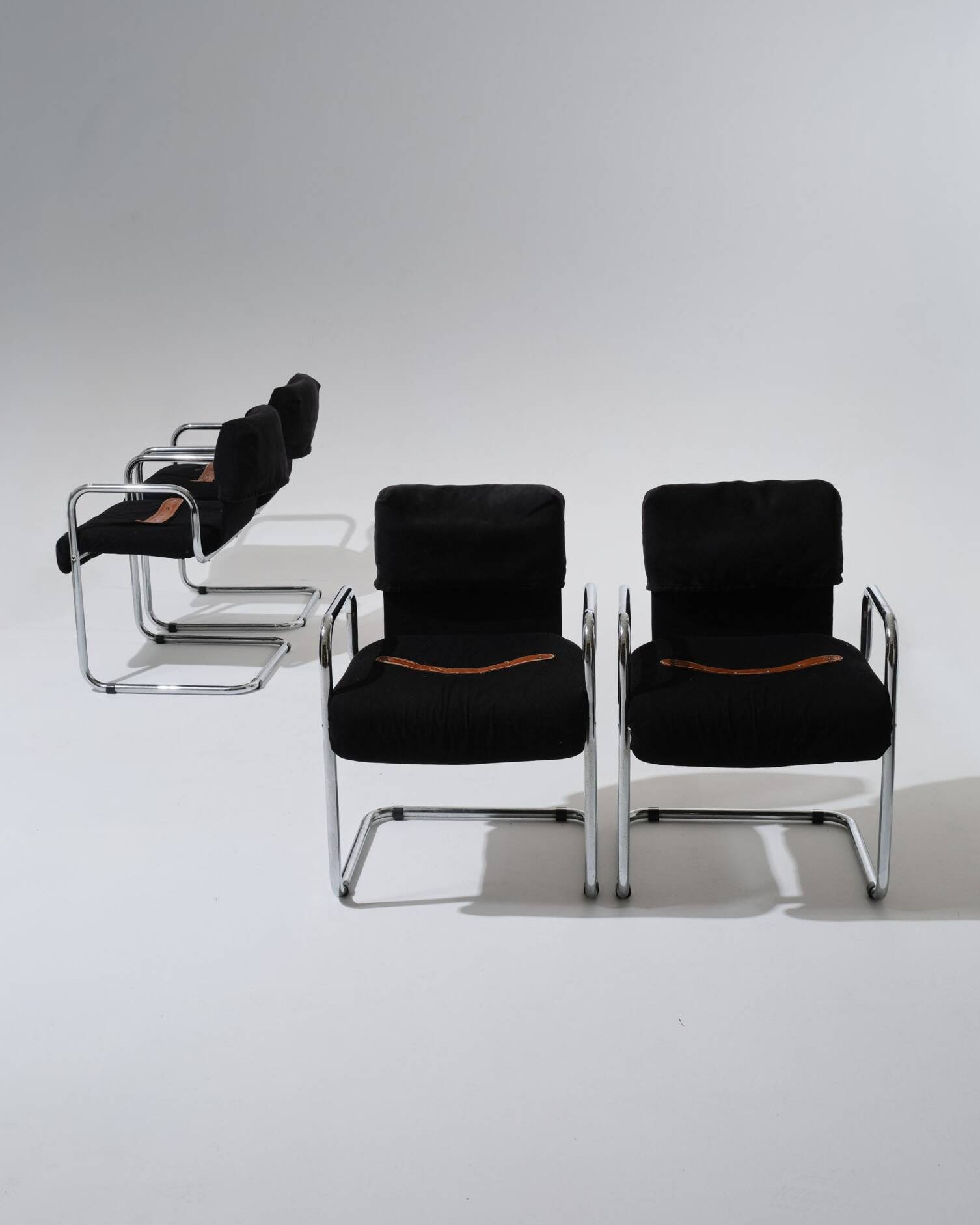 Pair of velvet and metal chairs, Guido Faleschini, 1970s