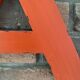 lettre "A" d'enseigne vintage en métal