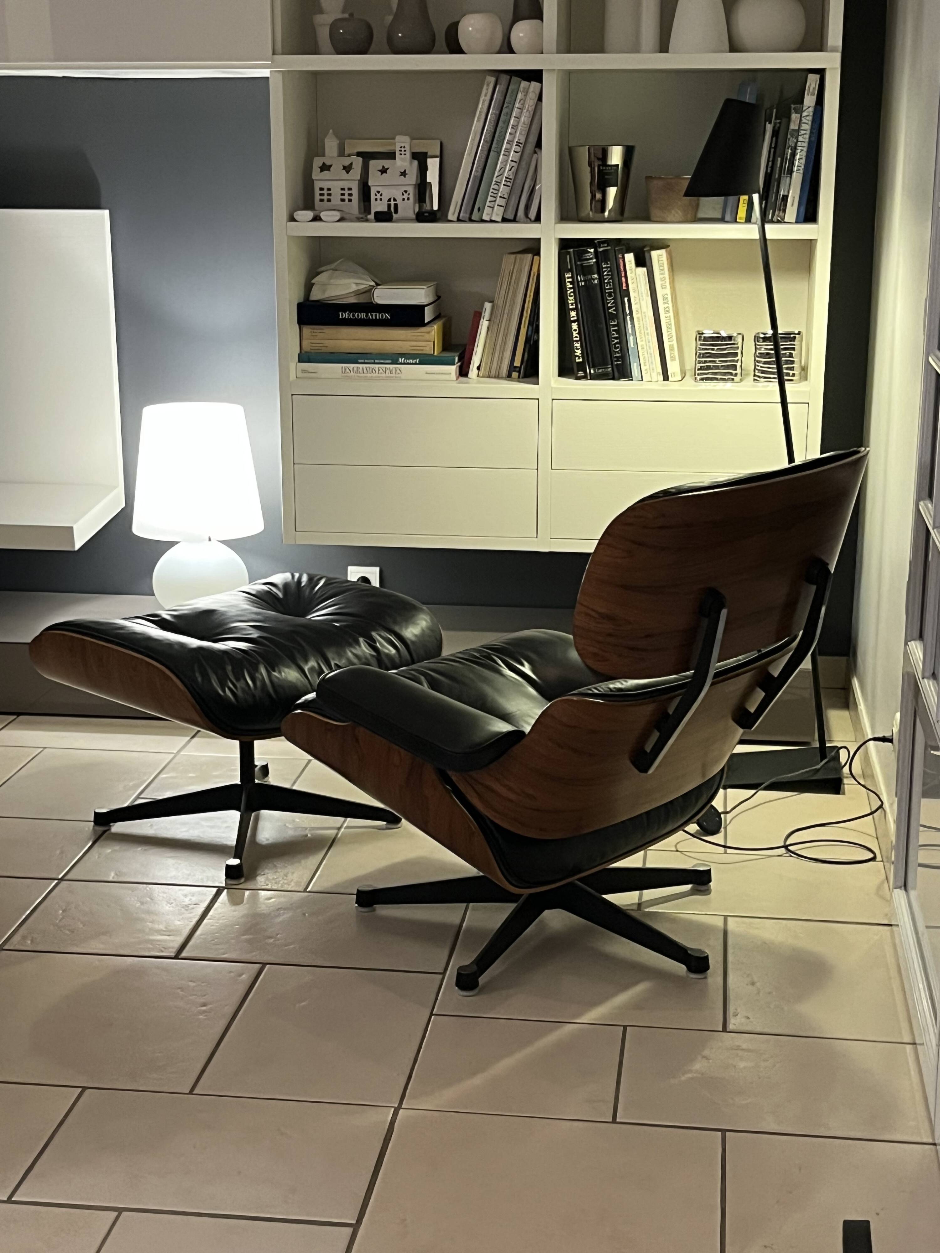 Charles & Ray Eames Lounge Chair & Ottoman, International Furniture