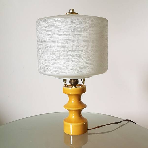 Lampe vintage jaune 1680 1960