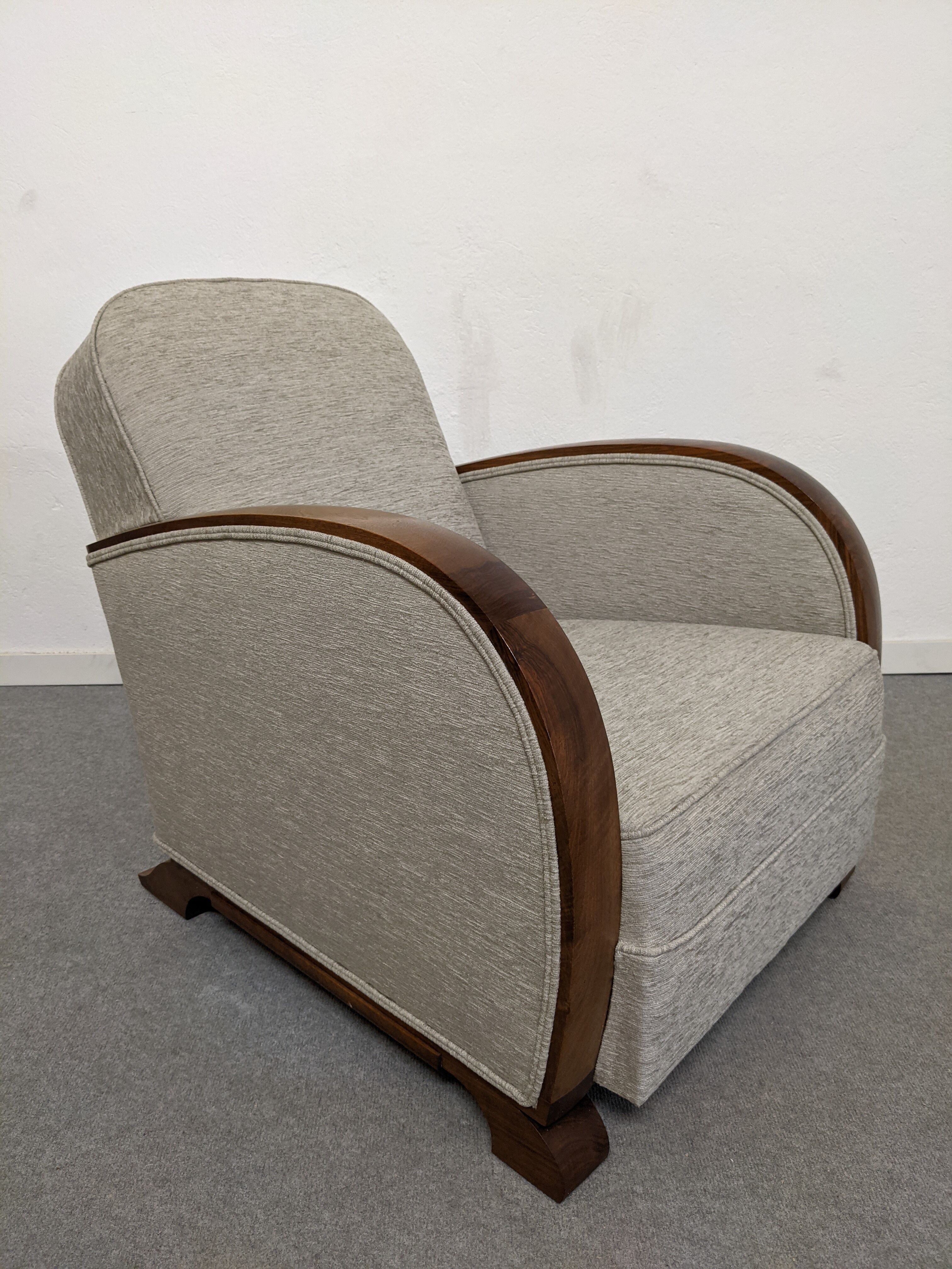 Art deco armchair from the 1920s