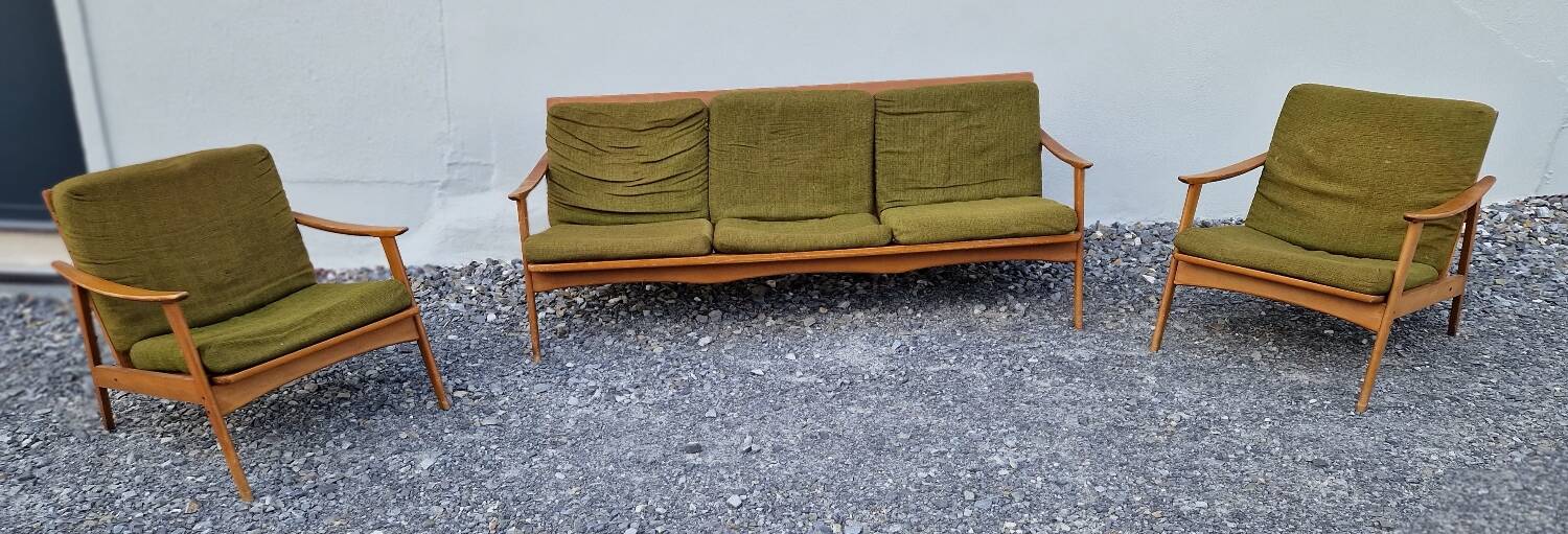 Living room set: sofa and 2 boomerang-style armchairs, 1950s