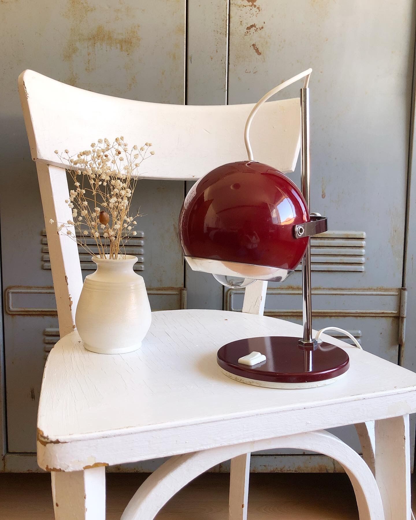 Eyeball lamp