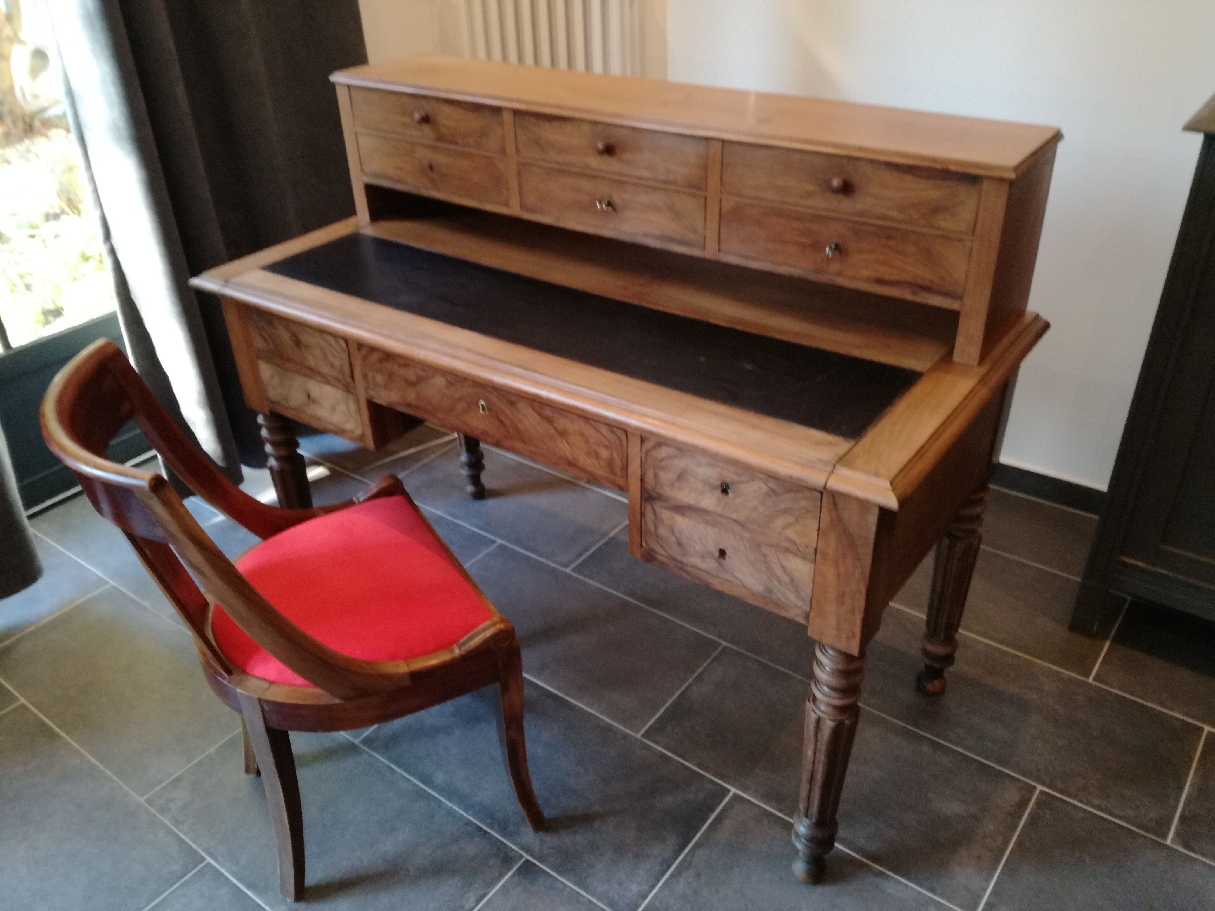 Louis Philippe 19th-century walnut desk Louis Philippe