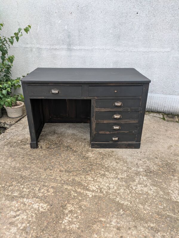 Bureau adulte ancien