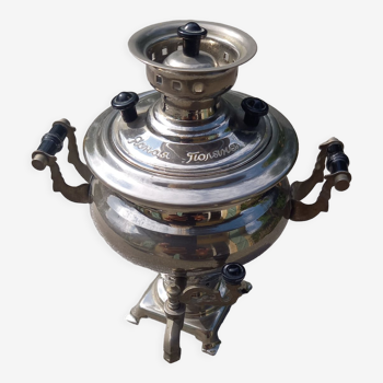 Samovar russe