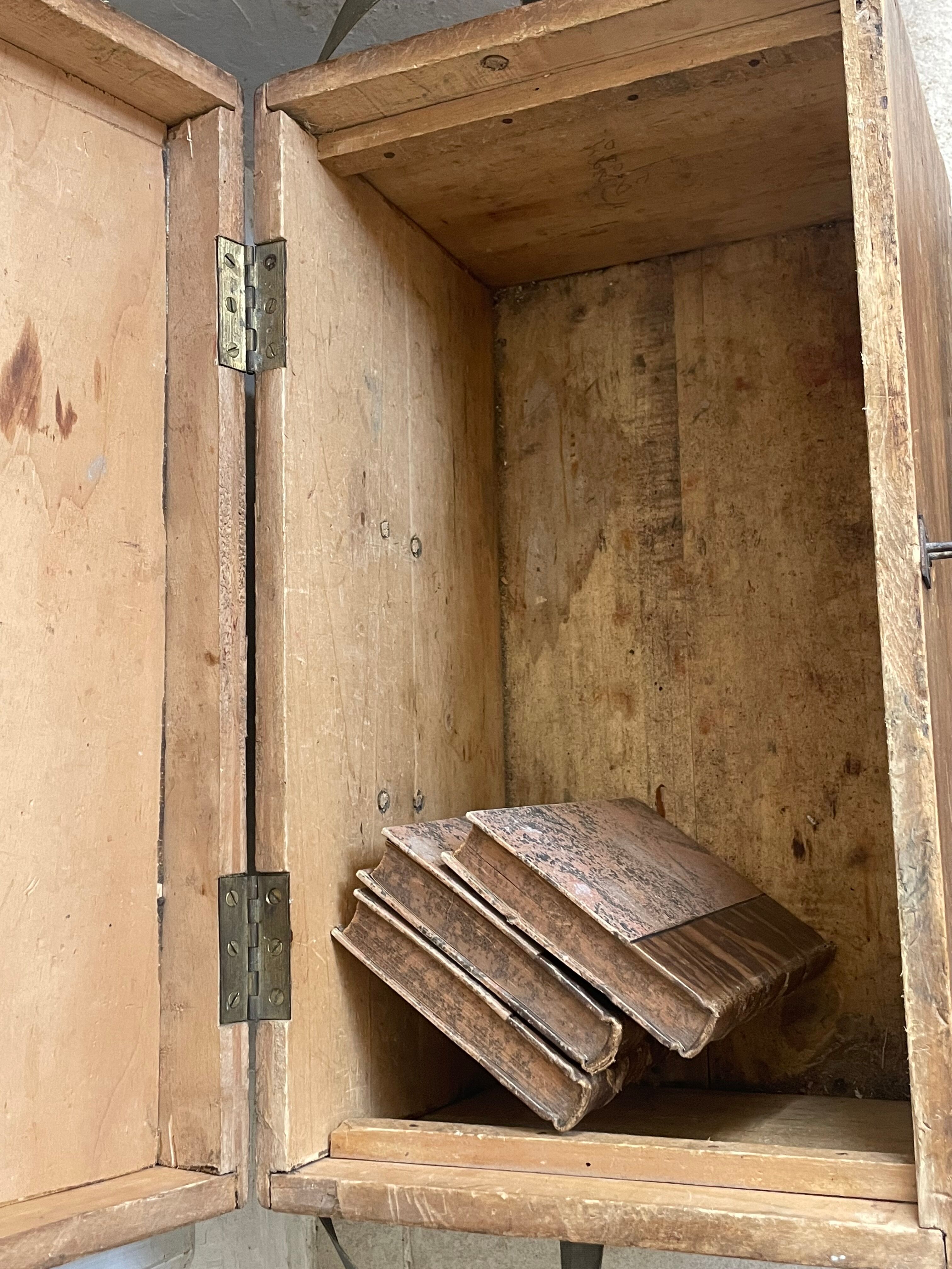 Wooden trunk Peugeot brothers