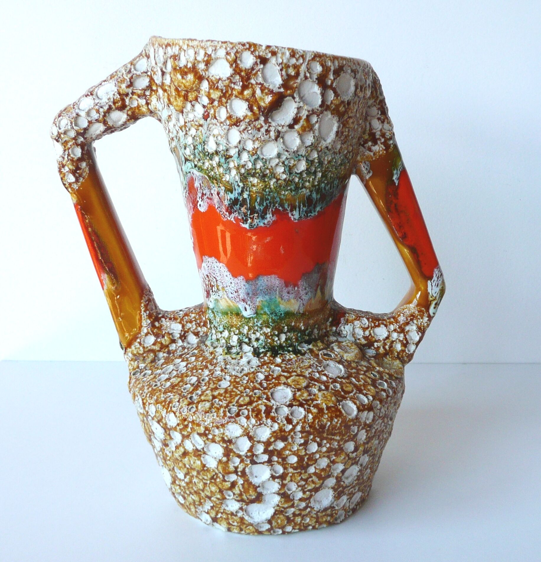 Vase amphore forme libre fat lava Vallauris