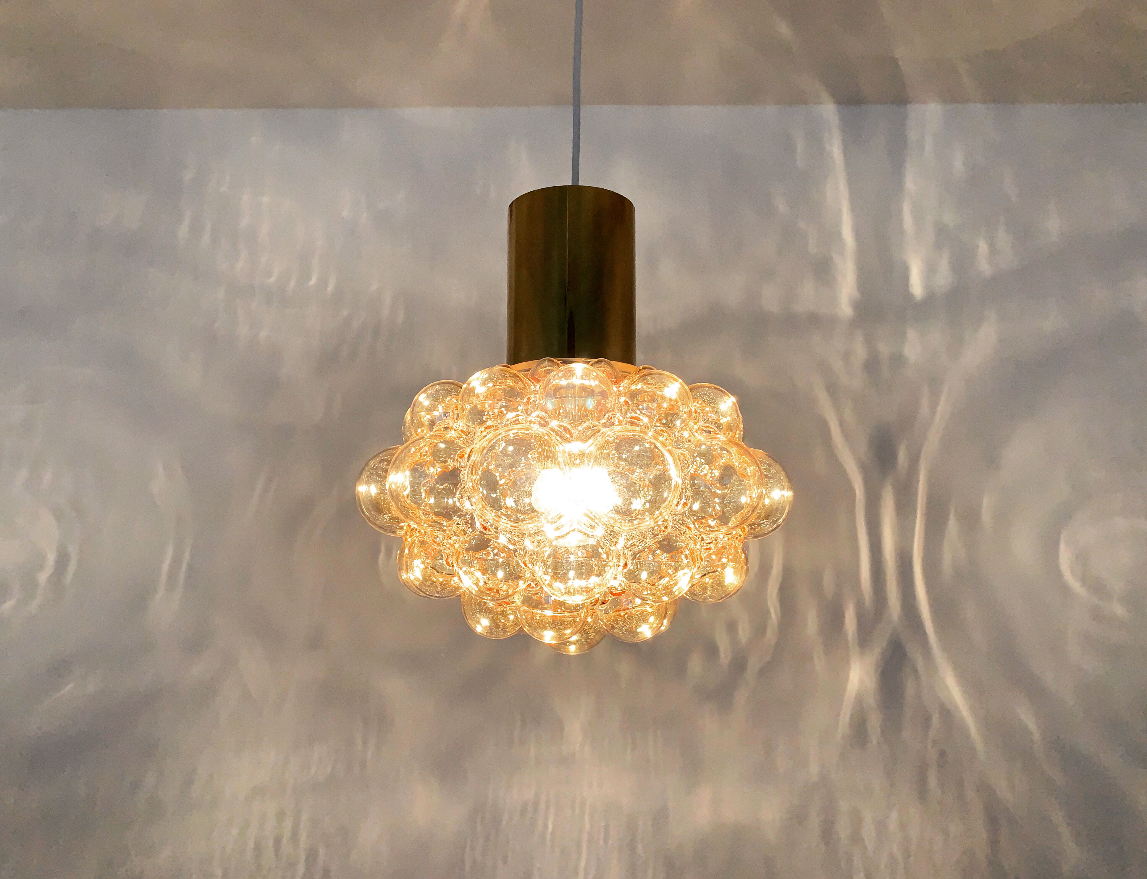 Bubble glass pendant lamp by Helena Tynell for Glashütte Limburg