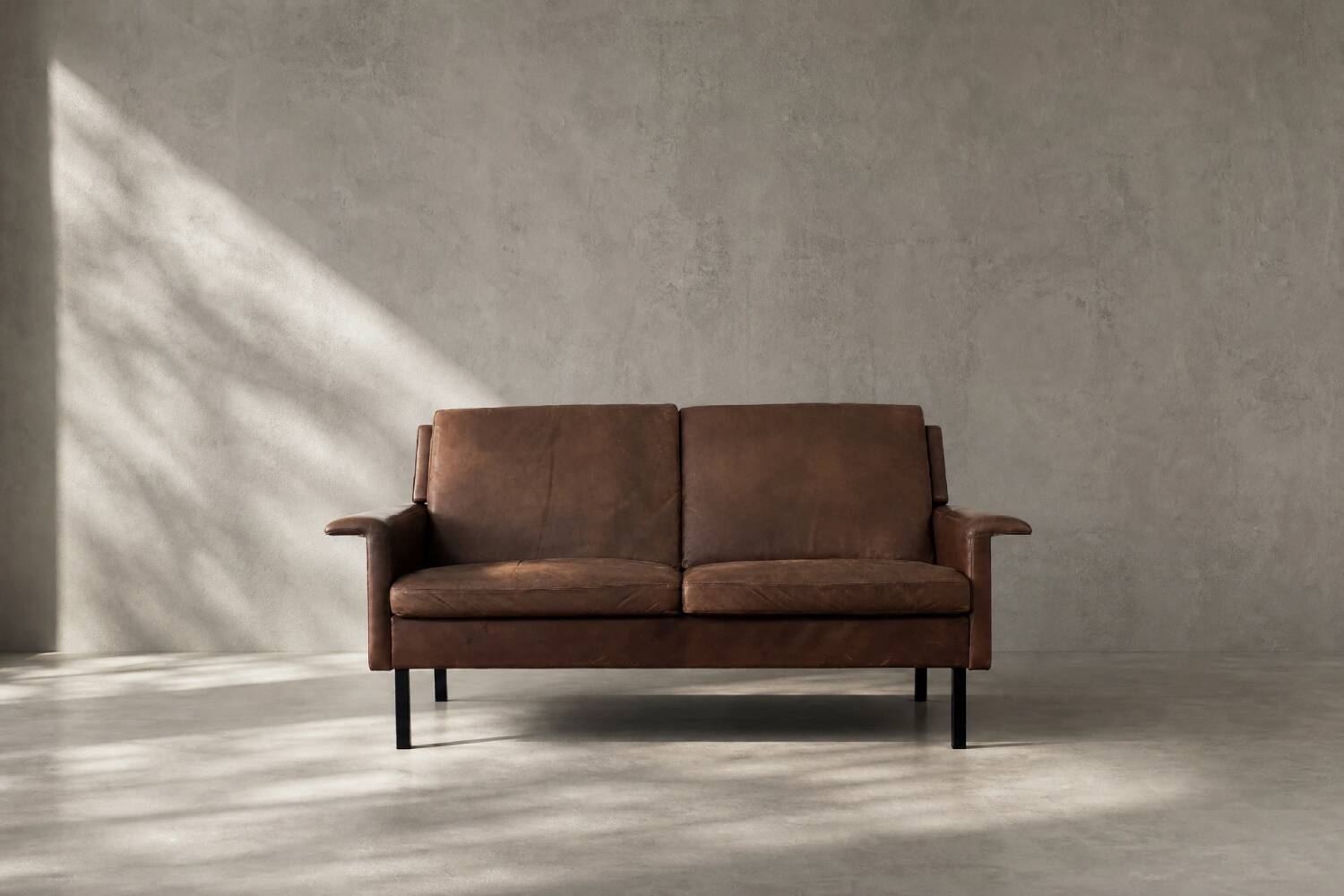Mid-Century Danish Modern 2-Seater Brown Leather Sofa 3330 by  Arne Vodder