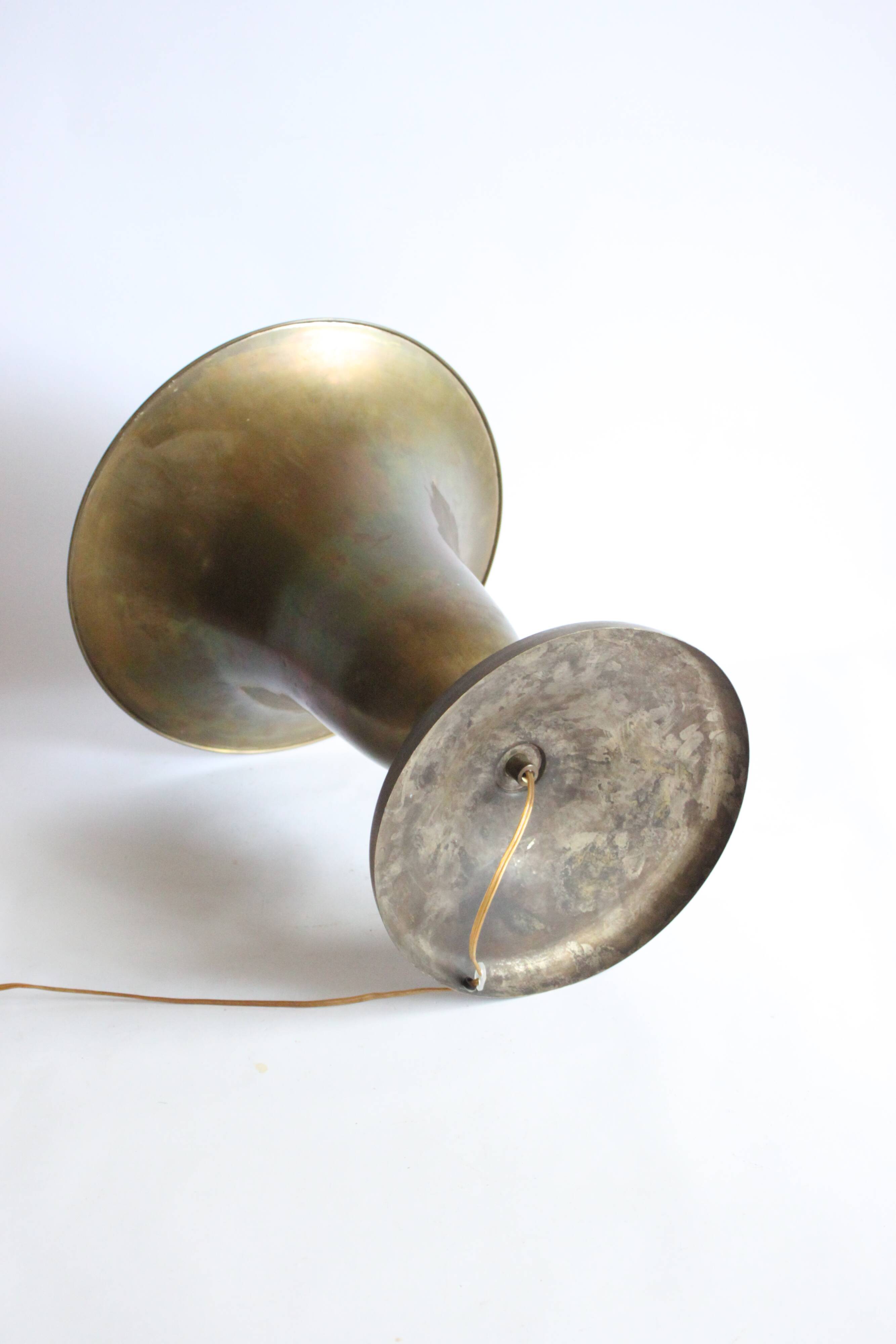 Lampe calice en laiton de style Art déco, années 1930-1940