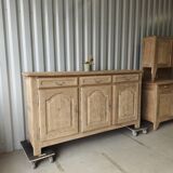 Beau buffet 3 portes chêne massif
