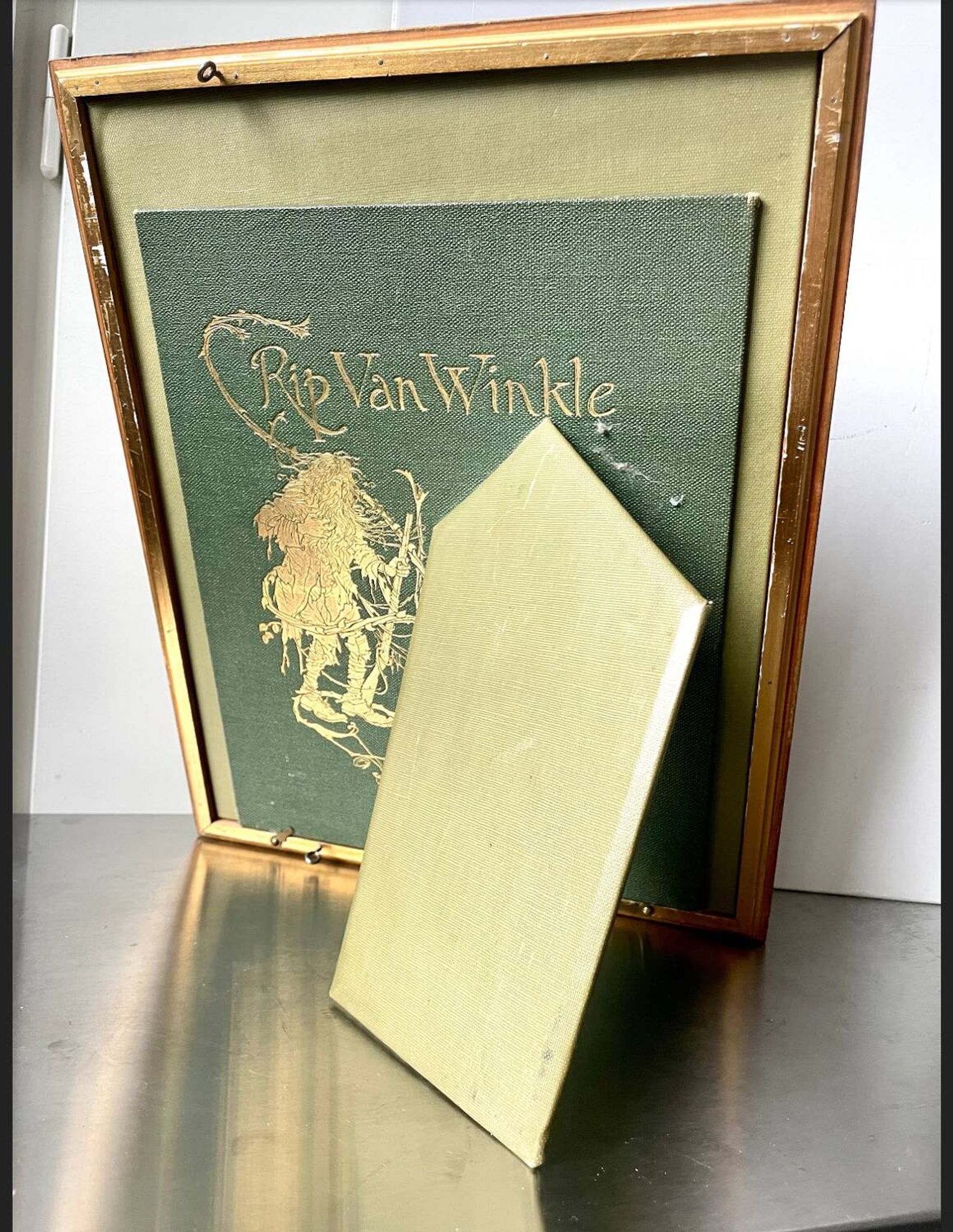 Antique Frame gilded wood measurements 35.5 cm x 28.5 cm