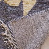 Contemporary Beni M'Rirt Rug - 291 x 206 cm