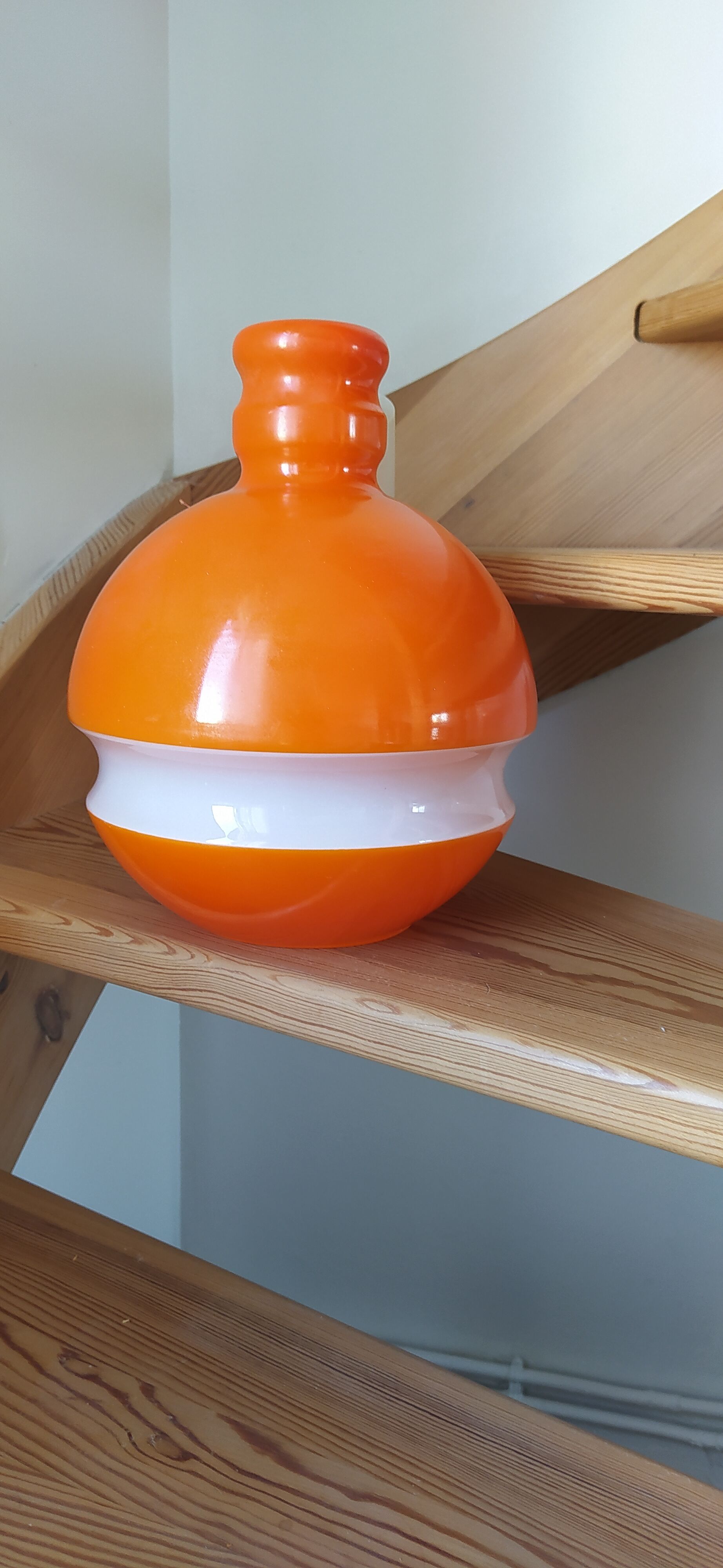 Suspension opaline années 70